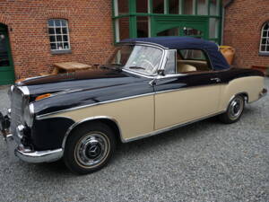 Imagen 4/22 de Mercedes-Benz 220 S Cabriolet (1956)