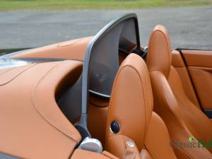 Image 15/50 de Aston Martin V8 Vantage (2007)