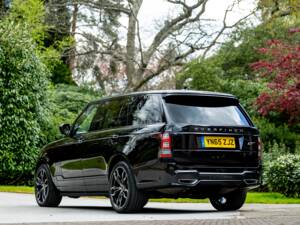 Bild 7/50 von Land Rover Range Rover V8 SV Autobiography (2015)