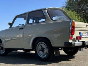 Immagine 3/20 di Trabant 601 S de Luxe (1989)