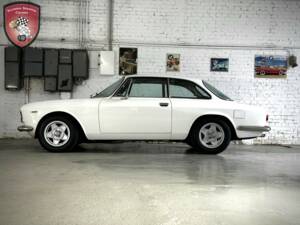 Immagine 8/53 di Alfa Romeo Giulia GT 1300 Junior (1970)