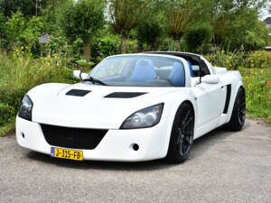 Bild 2/6 von Opel Speedster 2.2 (2002)