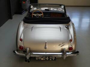 Image 6/50 de Austin-Healey 3000 Mk III (BJ8) (1965)