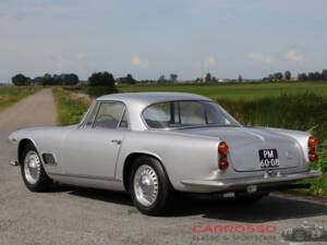 Imagen 2/50 de Maserati 3500 GTI Touring (1962)