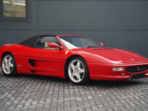 Image 22/50 of Ferrari F 355 Spider (1999)