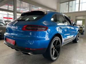 Image 4/19 of Porsche Macan (2018)