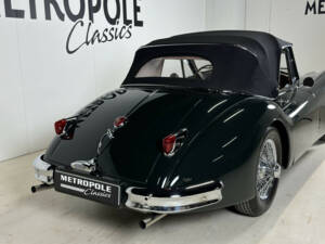 Image 12/29 de Jaguar XK 140 DHC (1955)