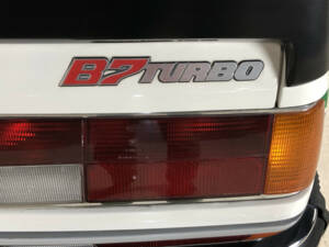 Bild 17/33 von BMW 635 CSi (1981)