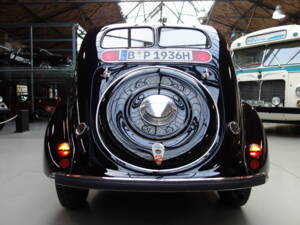 Afbeelding 11/33 van Peugeot 402 B (1936)