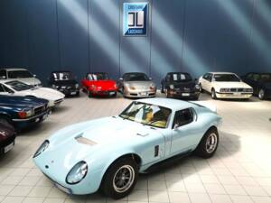 Immagine 1/74 di Shelby Daytona Cobra Coupe (1964)