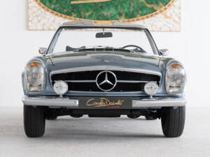 Image 18/48 of Mercedes-Benz 280 SL (1968)