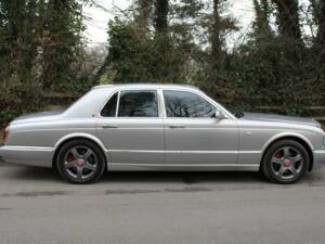 Image 7/15 de Bentley Arnage Red Label (2000)