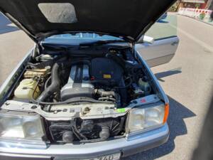 Imagen 57/94 de Mercedes-Benz 300 CE-24 3.4 AMG (1992)