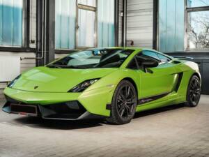 Image 1/7 of Lamborghini Gallardo LP 570-4 Superleggera (2011)