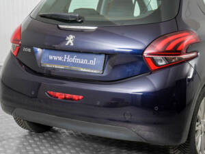 Image 27/50 of Peugeot 208 1.2 PureTech 82 (2019)