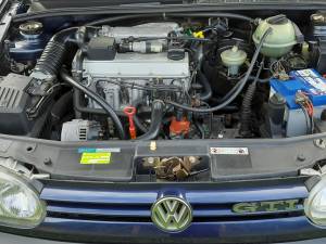 Image 10/25 de Volkswagen Golf III GTI 2.0 (1994)