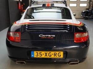 Image 36/50 de Porsche 911 Carrera (2005)