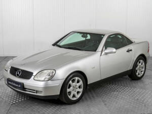 Bild 45/50 von Mercedes-Benz SLK 200 (1997)