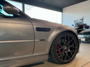 Image 22/53 of BMW M3 (2002)