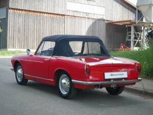 Image 2/29 of Innocenti Spider S (1966)