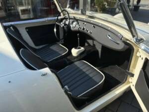 Image 8/20 of Austin-Healey Sprite Mk I (1960)