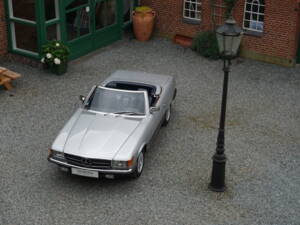 Image 10/23 of Mercedes-Benz 280 SL (1983)