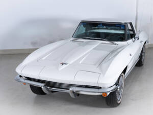 Image 27/28 de Chevrolet Corvette Sting Ray Convertible (1964)