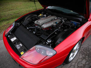 Imagen 21/49 de Ferrari 550 Maranello (1999)