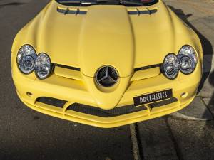Image 11/37 of Mercedes-Benz SLR McLaren (2008)