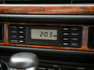 Image 21/45 de Jaguar XJRS 6.0 (1993)