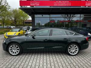Imagen 4/20 de Audi A5 Sportback 2.0 TDI (2010)