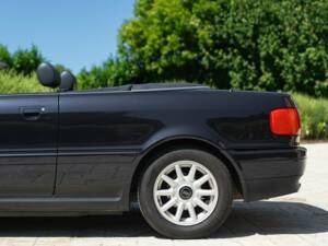 Afbeelding 29/50 van Audi Cabriolet 2.0 E (1997)