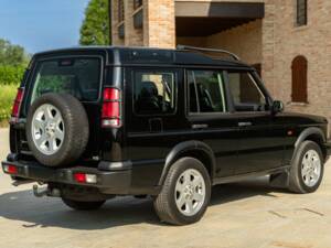 Image 7/50 of Land Rover Discovery 4.0 HSE (2002)