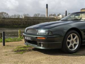 Image 15/36 de Aston Martin Virage Volante (1998)