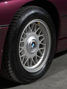 Immagine 11/38 di BMW 840Ci (1993)