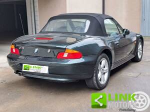 Image 4/10 de BMW Z3 1.9i (2000)