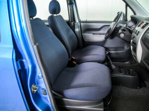 Bild 16/45 von Suzuki Wagon R+ (2004)