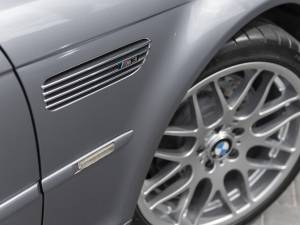Imagen 8/39 de BMW M3 (2003)