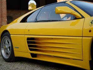 Bild 10/82 von Ferrari 348 TS (1990)