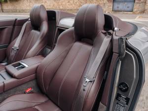 Immagine 16/28 di Aston Martin V8 Vantage Roadster (2010)