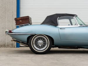 Afbeelding 11/79 van Jaguar E-Type 4.2 (1967)