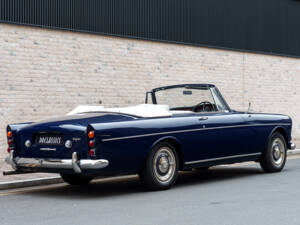 Image 3/27 of Rolls-Royce Silver Cloud III &quot;Chinese Eyes&quot; (1966)