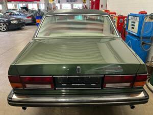 Image 14/18 of Rolls-Royce Silver Spirit (1982)