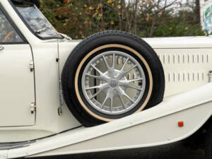 Image 31/50 of Beauford Serie 3 (2010)