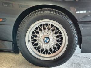 Image 58/65 of BMW M3 (1986)