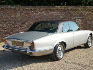 Bild 39/50 von Jaguar XJ 6 C 4.2 (1975)