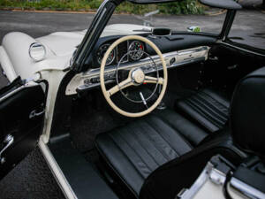 Imagen 2/29 de Mercedes-Benz 300 SL (1999)