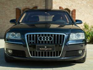 Image 3/50 of Audi A8 6.0 W12 L quattro (2004)