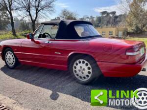 Image 8/10 of Alfa Romeo 2.0 Spider (1990)