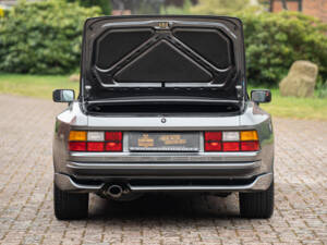 Image 24/42 de Porsche 944 S2 (1991)